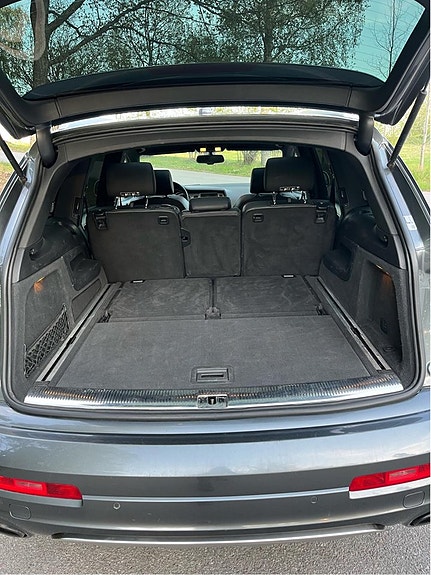 Audi Q7 9 of 9