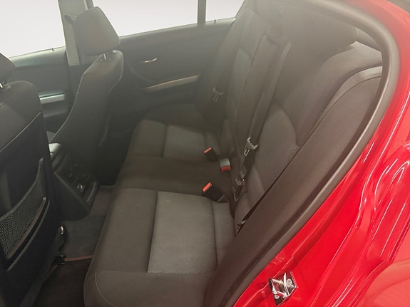 BMW 320 13 of 14