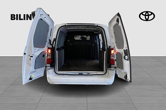 Toyota Proace City 2 of 5