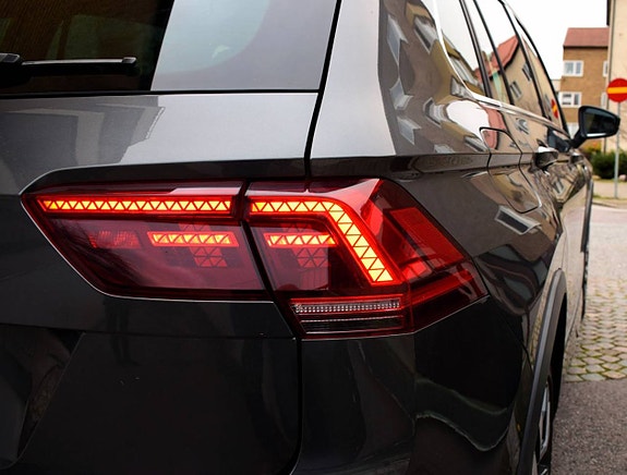 Volkswagen Tiguan 4 of 14
