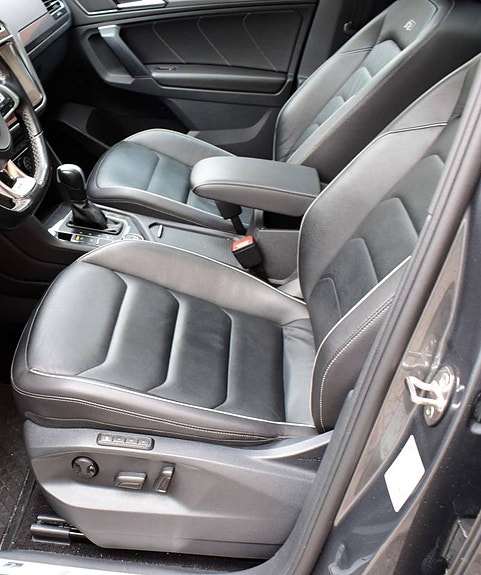 Volkswagen Tiguan 6 of 14