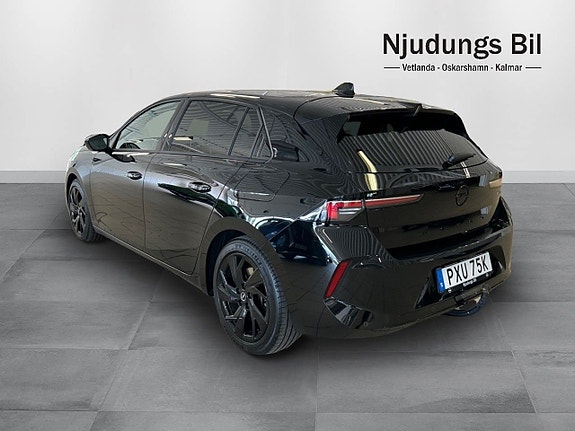 Opel Astra 2 of 5