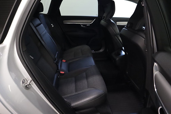 Volvo V90 Cross Country 16 of 26