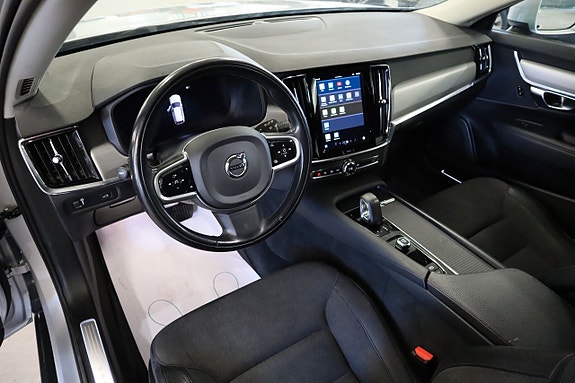Volvo V90 Cross Country 5 of 5