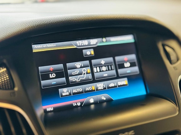 Ford Focus 12 of 18