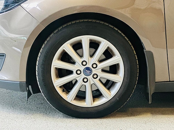 Ford Focus 7 of 18