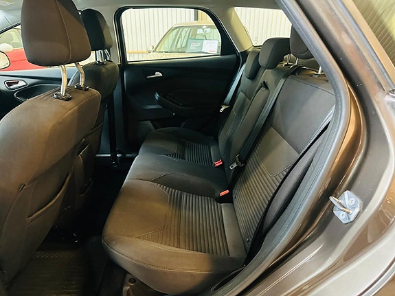Ford Focus 18 of 18