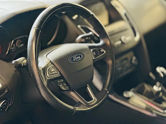 Ford Focus 14 of 18