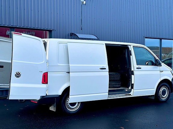 Volkswagen Transporter 11 of 21