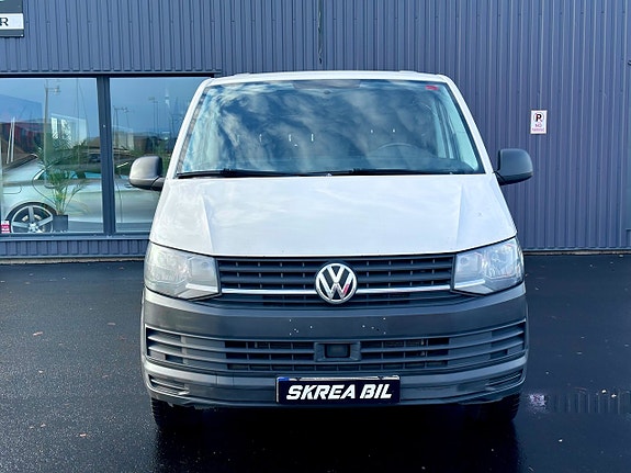 Volkswagen Transporter 3 of 5