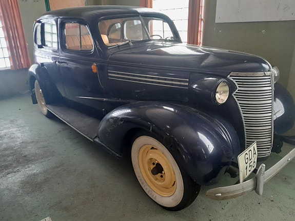 Chevrolet Master 2 of 15