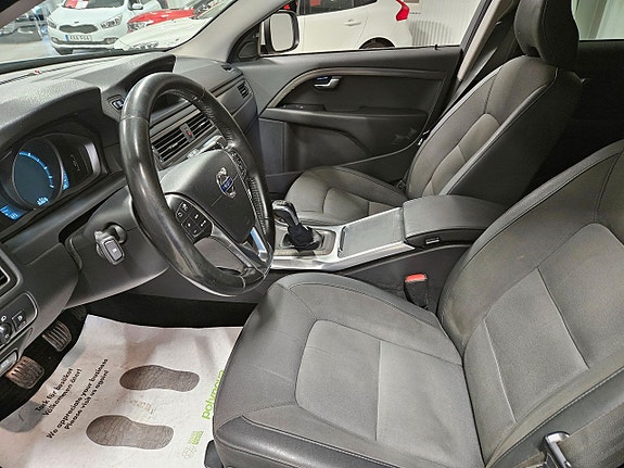 Volvo XC70 6 of 10