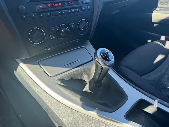 BMW 320 10 of 16