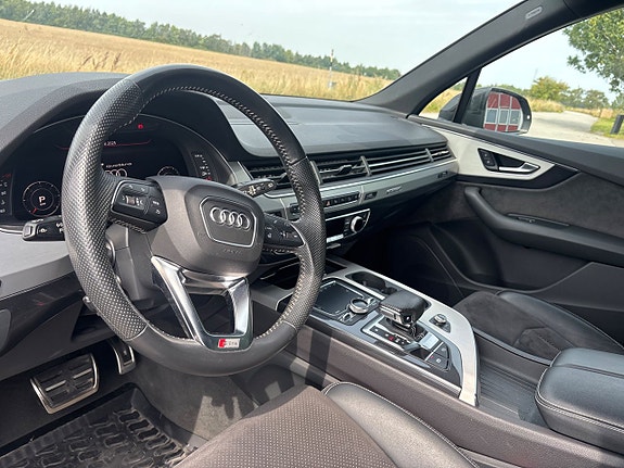 Audi Q7 5 of 5