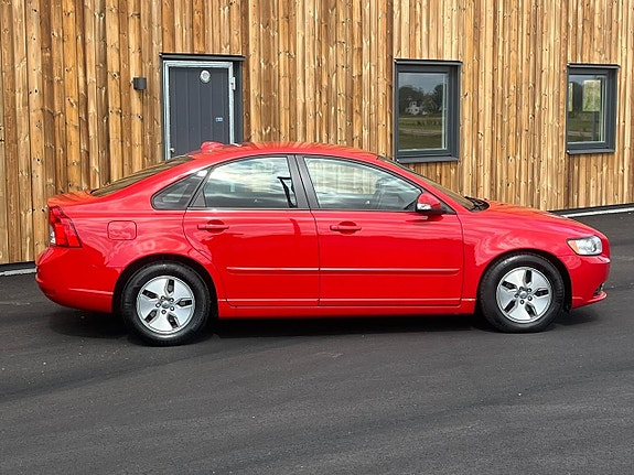 Volvo S40 8 of 8