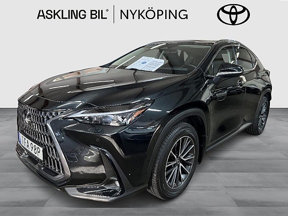 Lexus NX 300h
