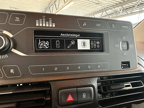 Peugeot Partner 15 of 17