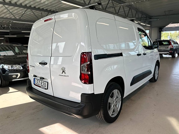 Peugeot Partner 3 of 17