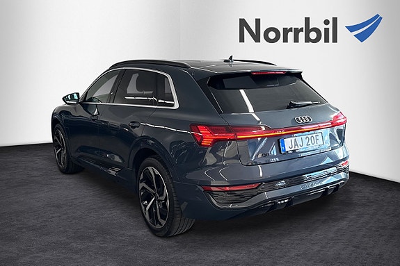 Audi Q8 e-tron 5 of 5