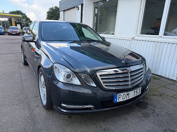 Mercedes-Benz E200