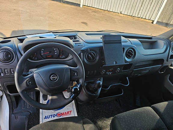 Opel Movano 12 of 12