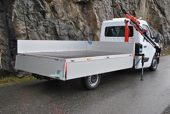 Renault Ny Master 165HK Flakbil med Kran ML 150.3 2 of 21