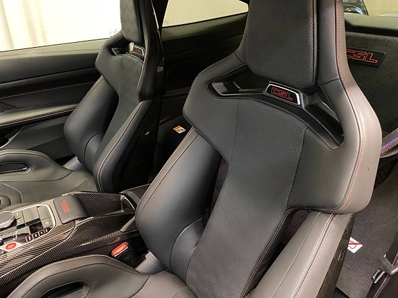 BMW M4 16 of 17