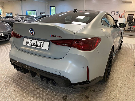 BMW M4 7 of 17