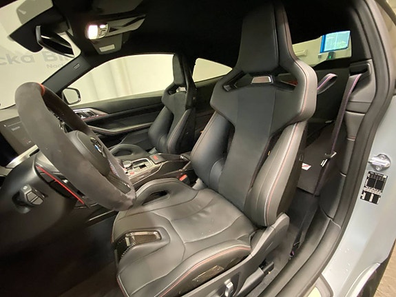 BMW M4 15 of 17