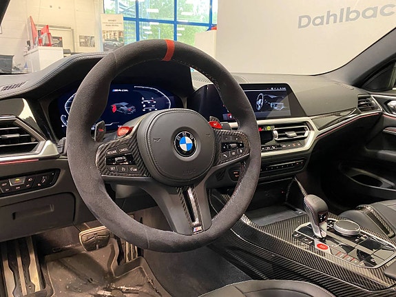 BMW M4 12 of 17