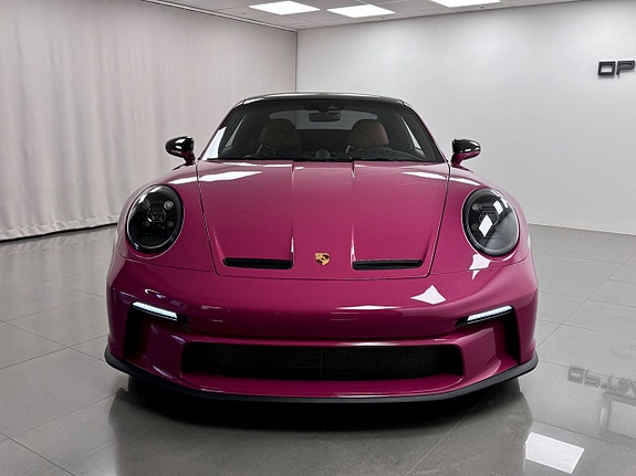 Porsche 992 9 of 18