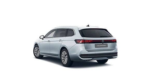 Volkswagen Passat 8 of 14