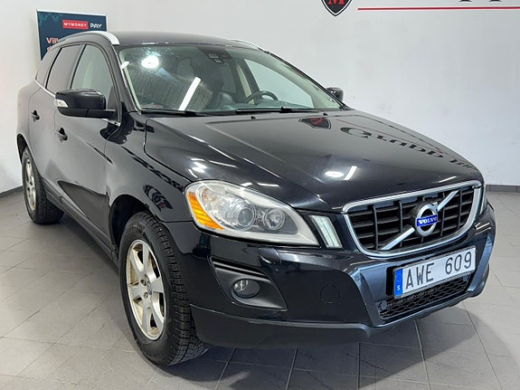 Volvo XC60 8 of 17