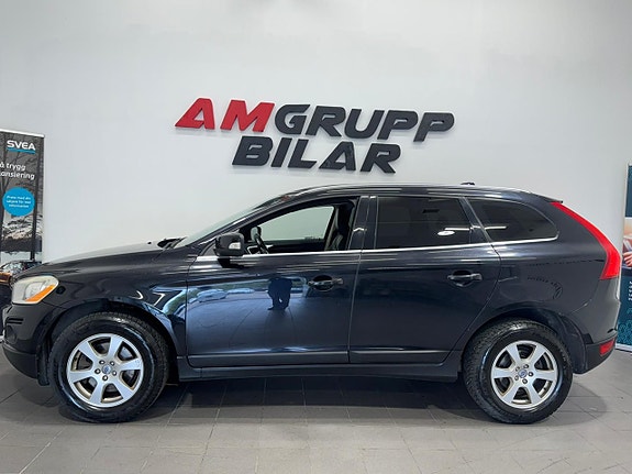Volvo XC60 3 of 17