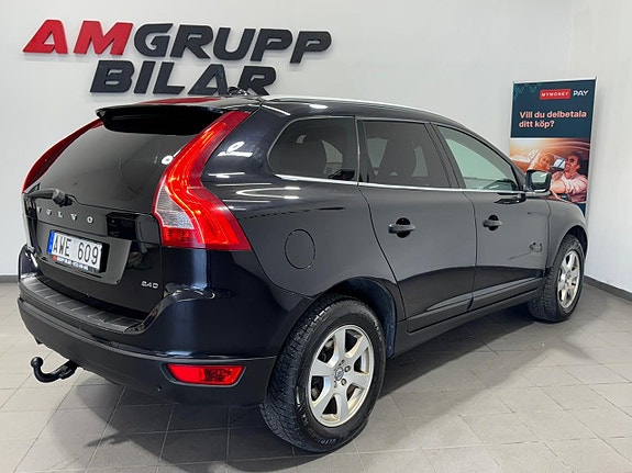 Volvo XC60 4 of 17