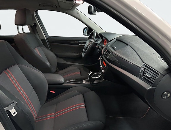 BMW X1 8 of 16