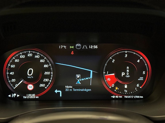 Volvo XC60 13 of 21