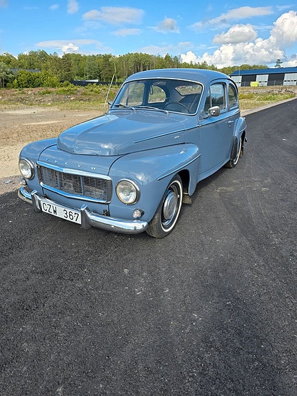 Volvo PV