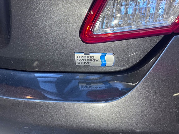 Toyota Camry 19 of 20