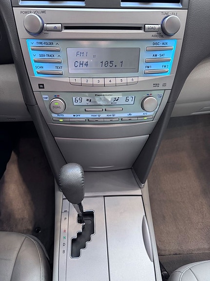 Toyota Camry 12 of 20