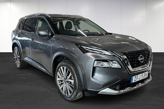 Nissan X-Trail 2 of 5
