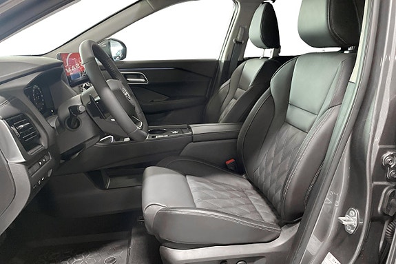Nissan X-Trail 11 of 25