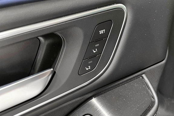 Nissan X-Trail 12 of 25