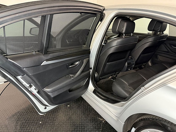 BMW 520 12 of 19