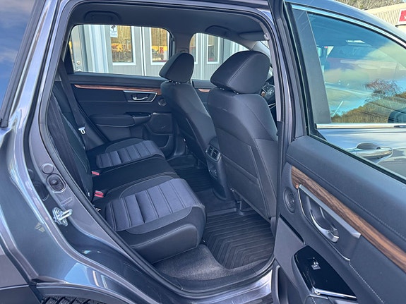Honda CR-V 5 of 27