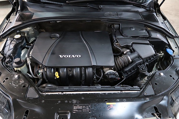 Volvo V70 16 of 17