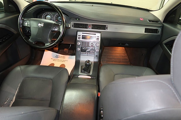 Volvo V70 15 of 17