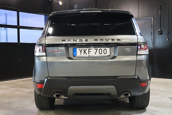 Land Rover Range Rover Sport 5 of 5