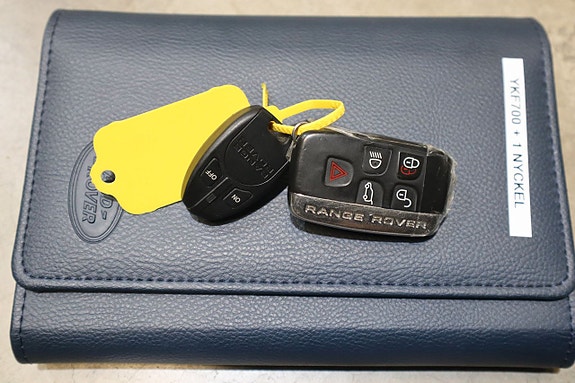 Land Rover Range Rover Sport 22 of 24