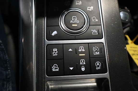 Land Rover Range Rover Sport 15 of 24